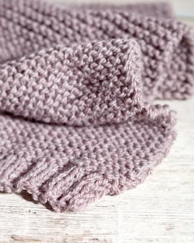 Women's Lilac Knit Scarf